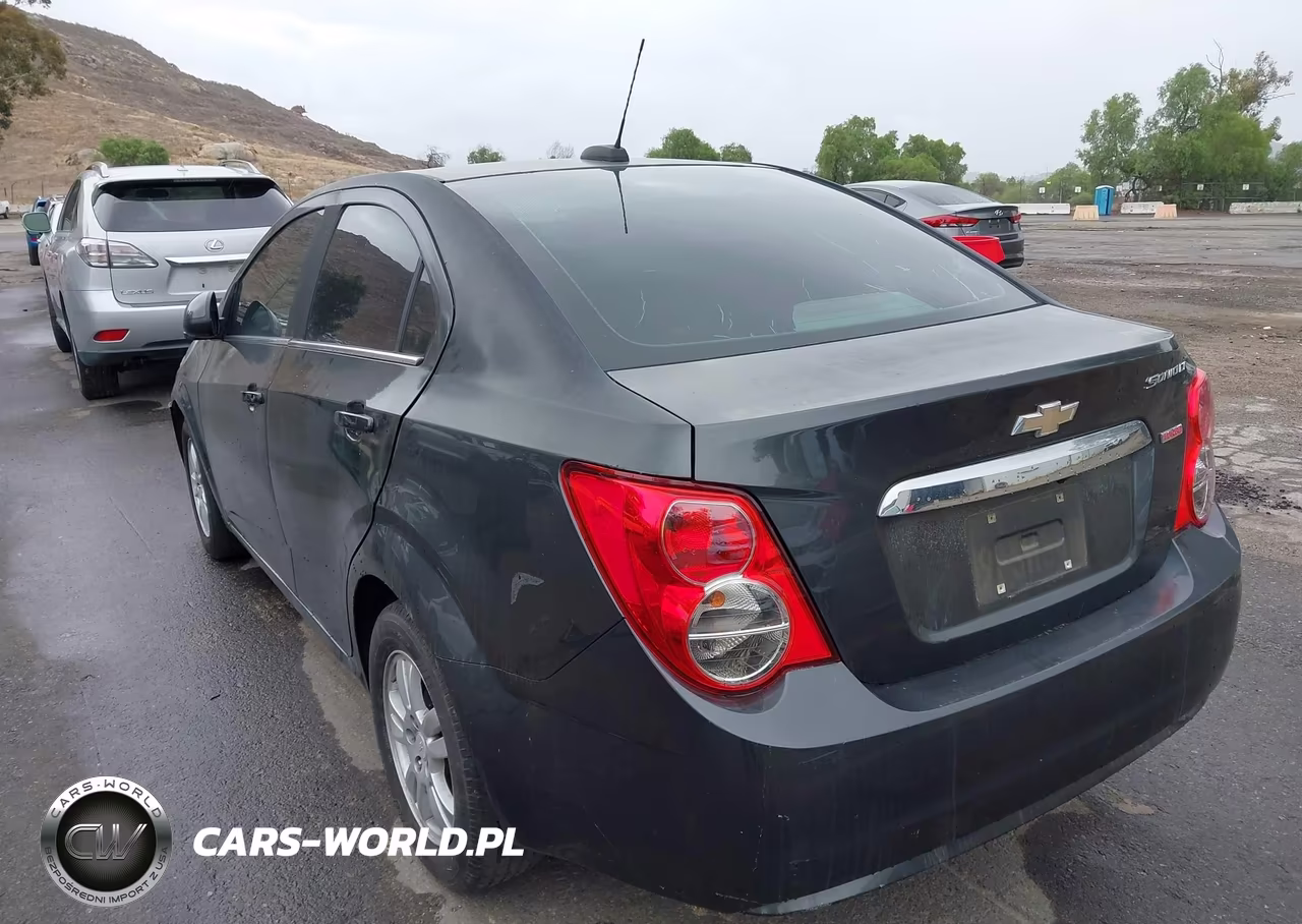 2016 Chevrolet Sonic Lt Auto VIN:1G1JC5SB3G4182313 - 3