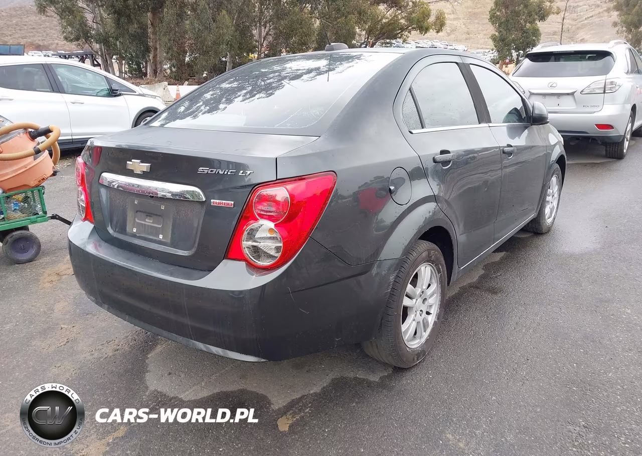 2016 Chevrolet Sonic Lt Auto VIN:1G1JC5SB3G4182313 - 4
