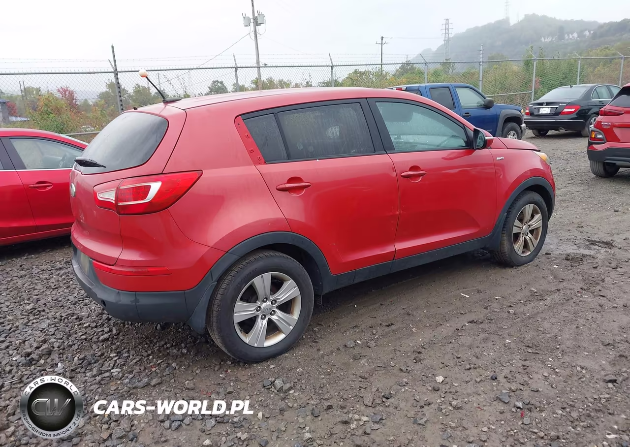 2013 Kia Sportage Lx VIN:KNDPBCA20D7518858 - 4