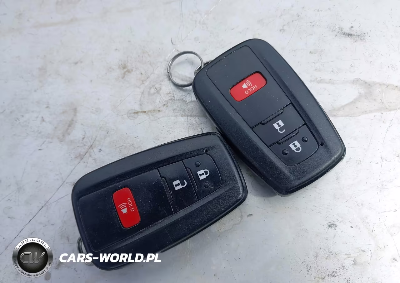 2018 Toyota Prius Two VIN:JTDKBRFU5J3067307 - 11