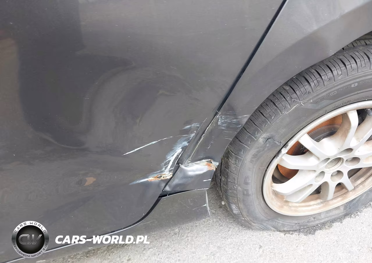 2018 Toyota Prius Two VIN:JTDKBRFU5J3067307 - 18