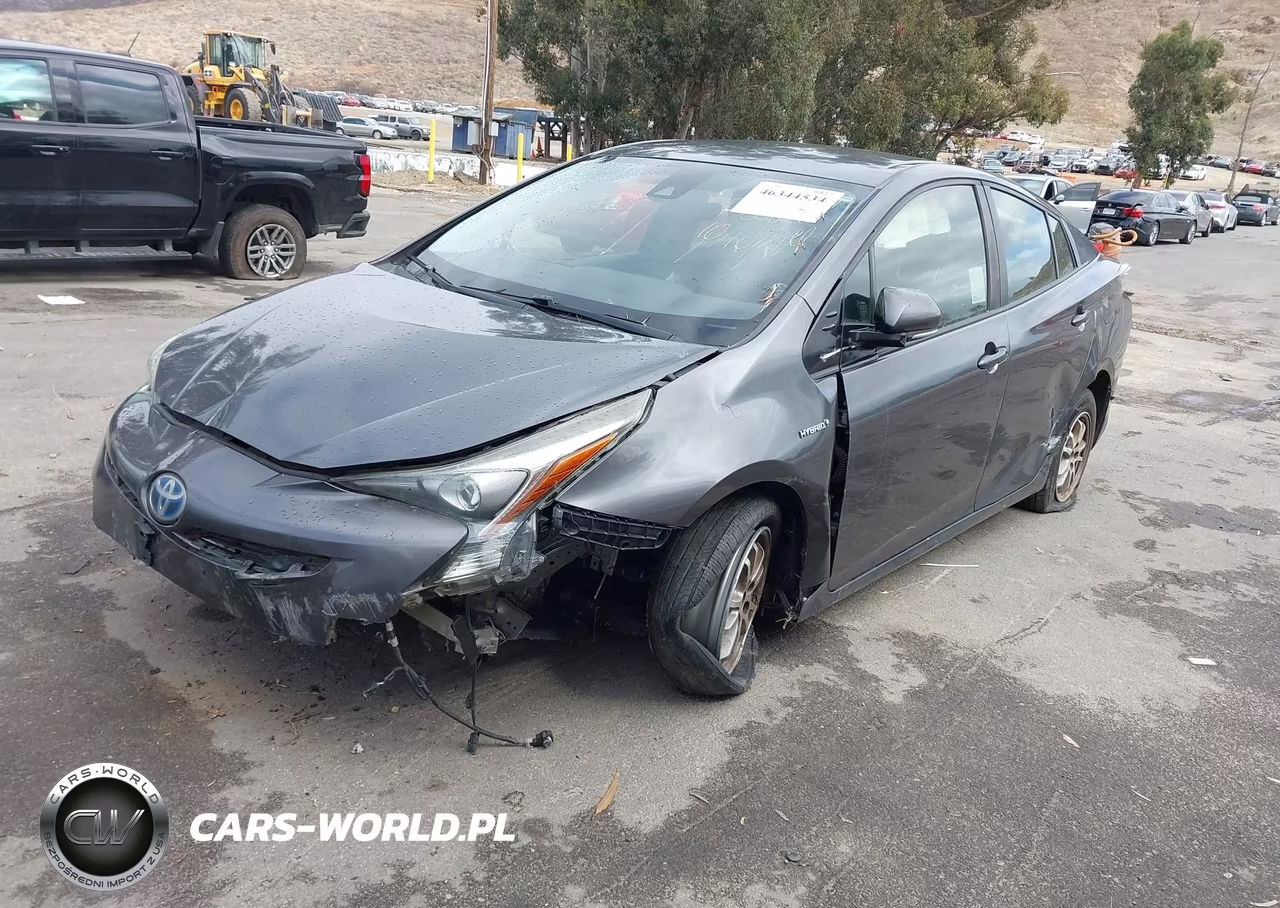 2018 Toyota Prius Two VIN:JTDKBRFU5J3067307 - 2