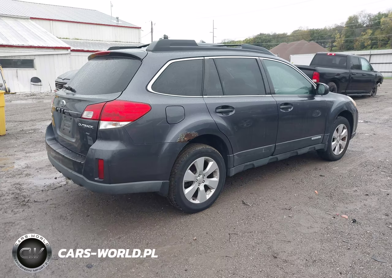 2010 Subaru Outback 2.5I Premium VIN:4S4BRCGC8A3331596 - 4