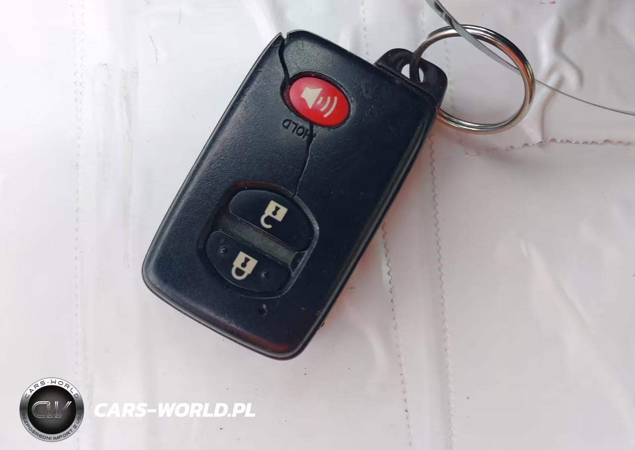 2012 Toyota Prius Two VIN:JTDKN3DU0C5460582 - 11