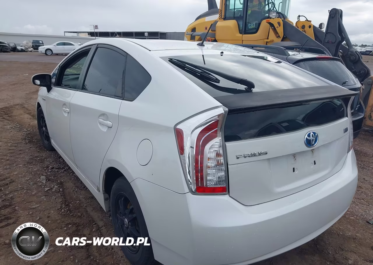 2012 Toyota Prius Two VIN:JTDKN3DU0C5460582 - 3