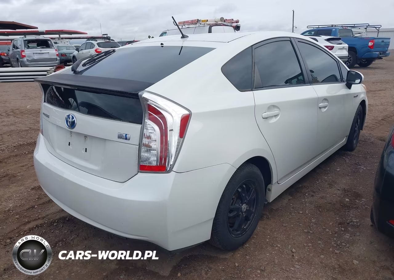 2012 Toyota Prius Two VIN:JTDKN3DU0C5460582 - 4