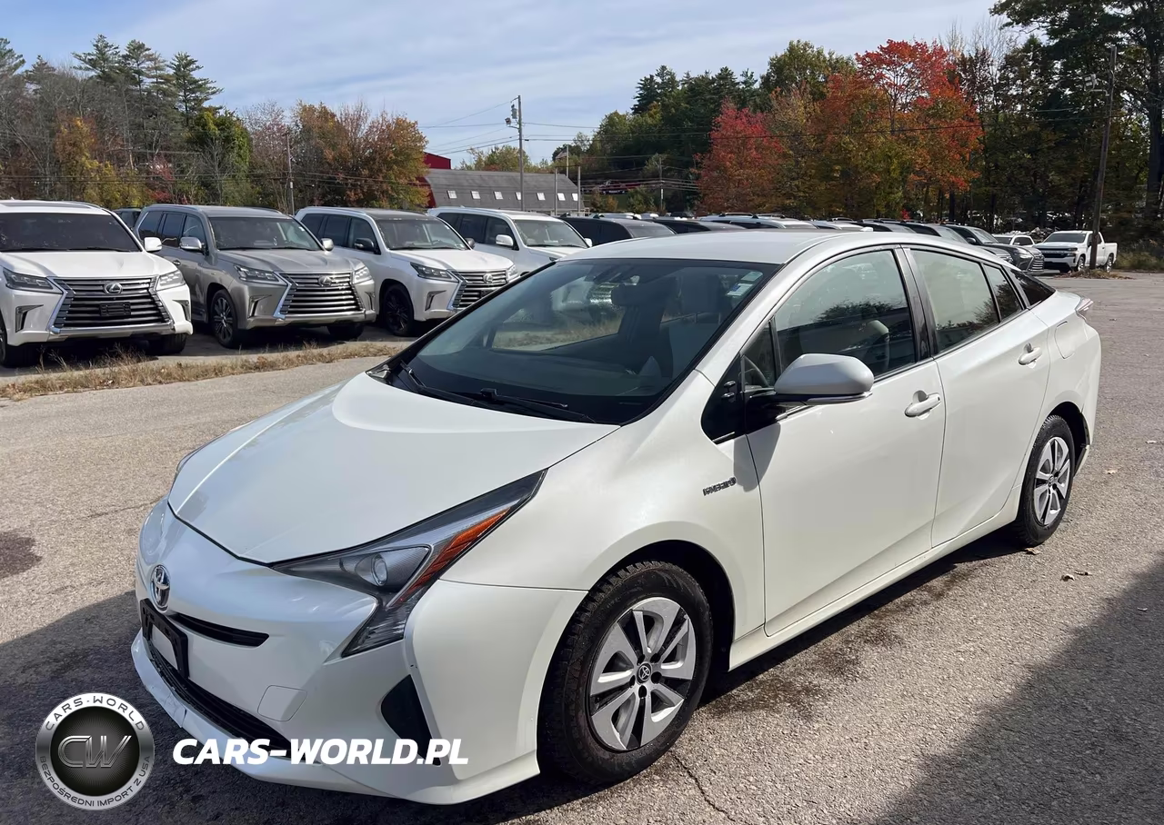 2016 Toyota Prius Four VIN:JTDKARFU7G3019819 - 2
