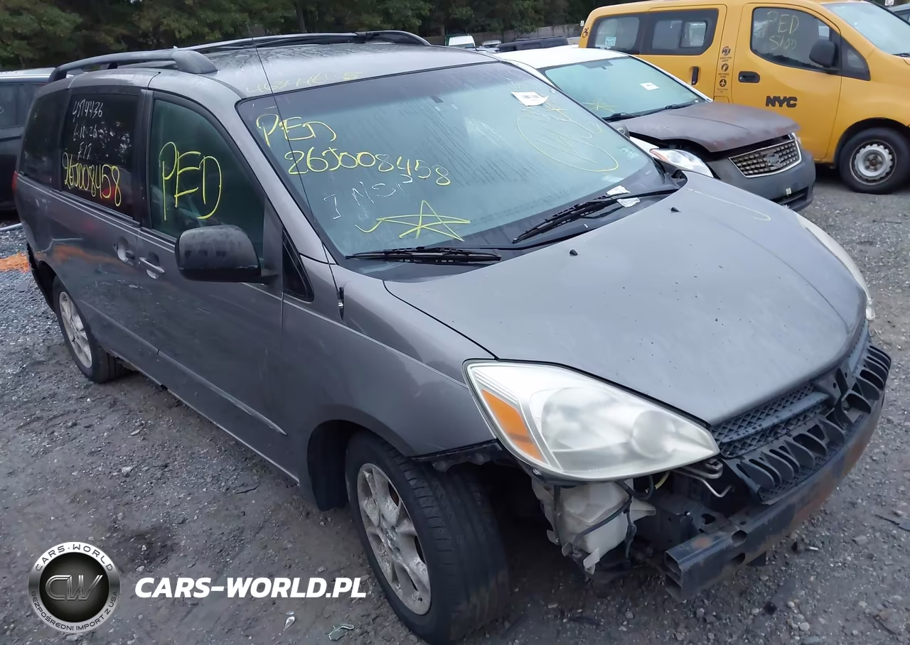 2005 Toyota Sienna Le