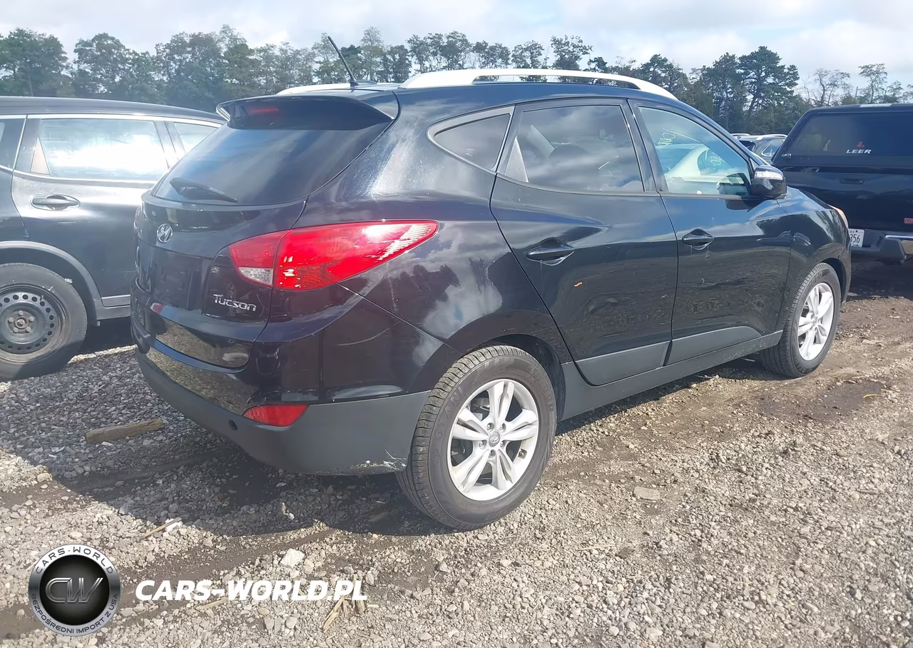 2013 Hyundai Tucson Gls VIN:KM8JUCAC9DU731295 - 4