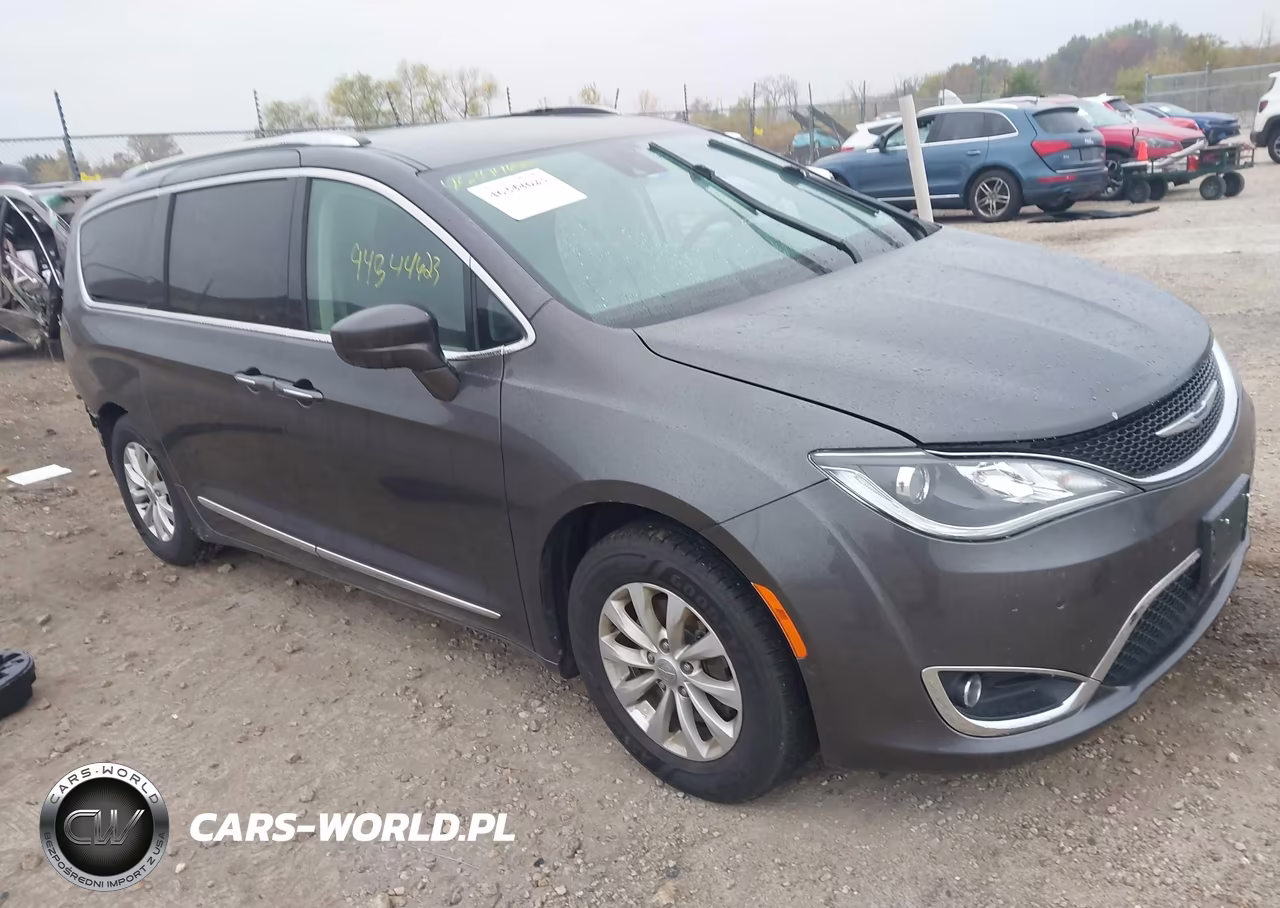 2019 Chrysler Pacifica Touring L