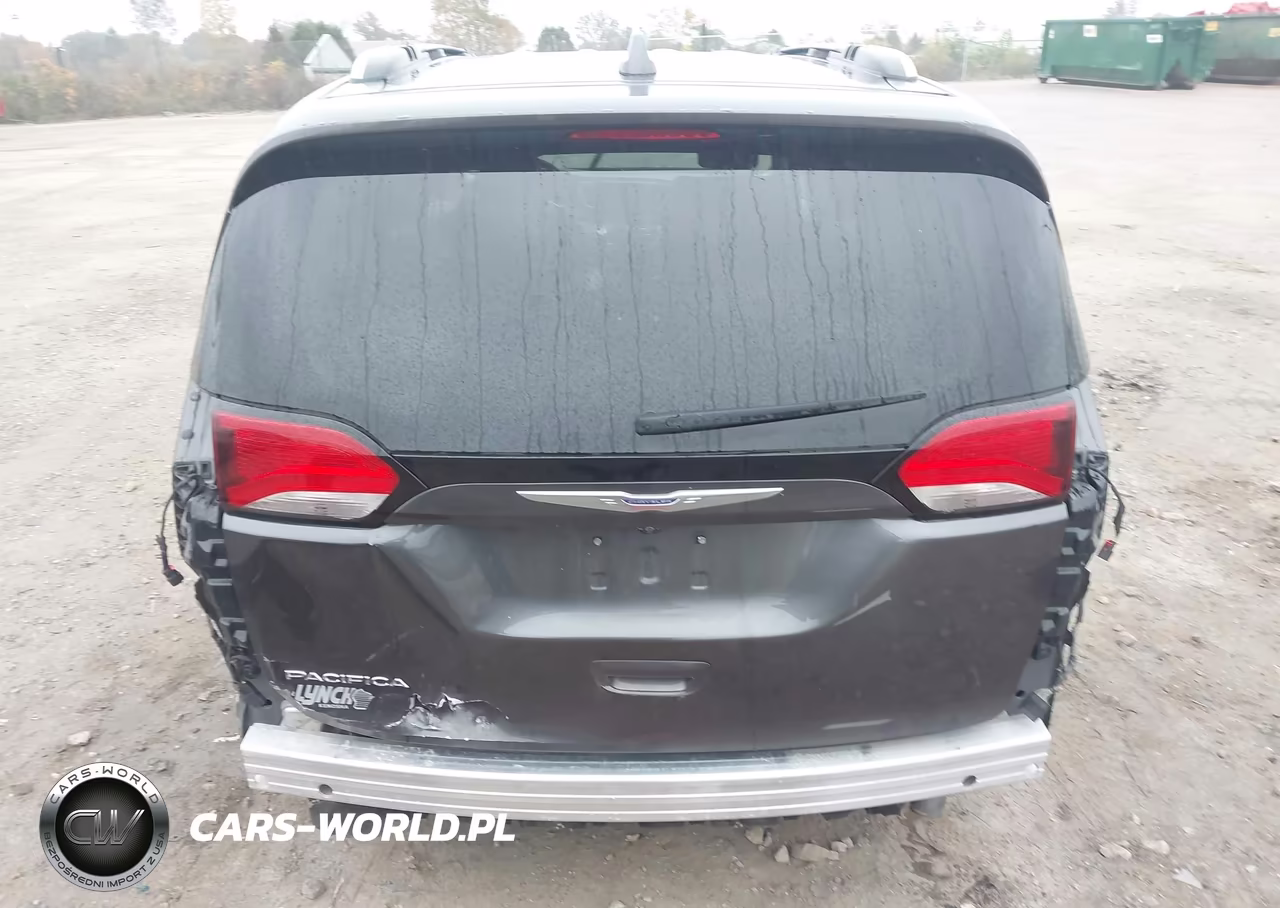 2019 Chrysler Pacifica Touring L VIN:2C4RC1BG2KR628004 - 17