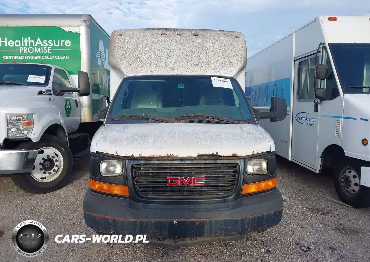 2011 GMC Savana Cutaway Work Van VIN:1GD374CG9B1157477 - 12