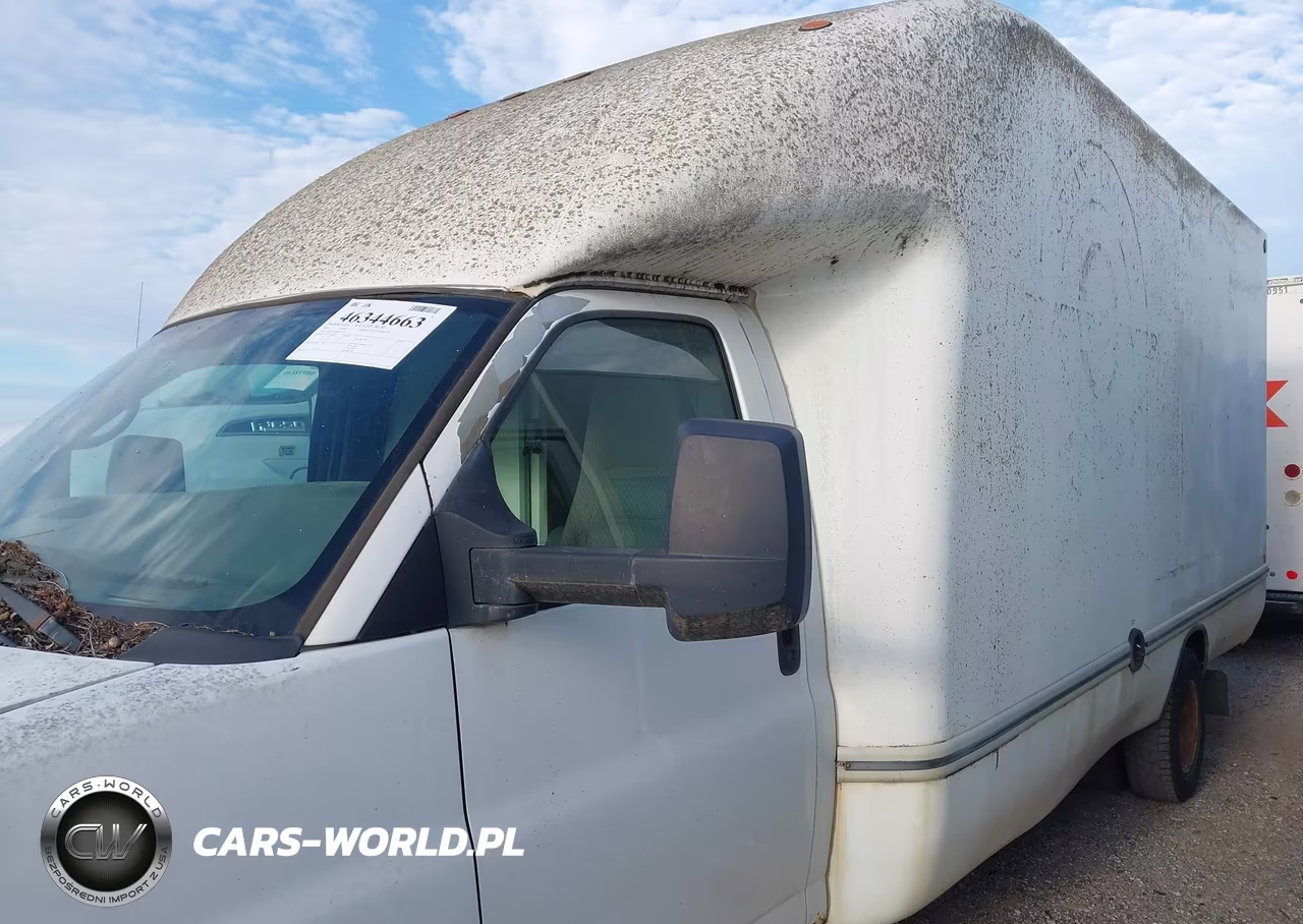 2011 GMC Savana Cutaway Work Van VIN:1GD374CG9B1157477 - 14