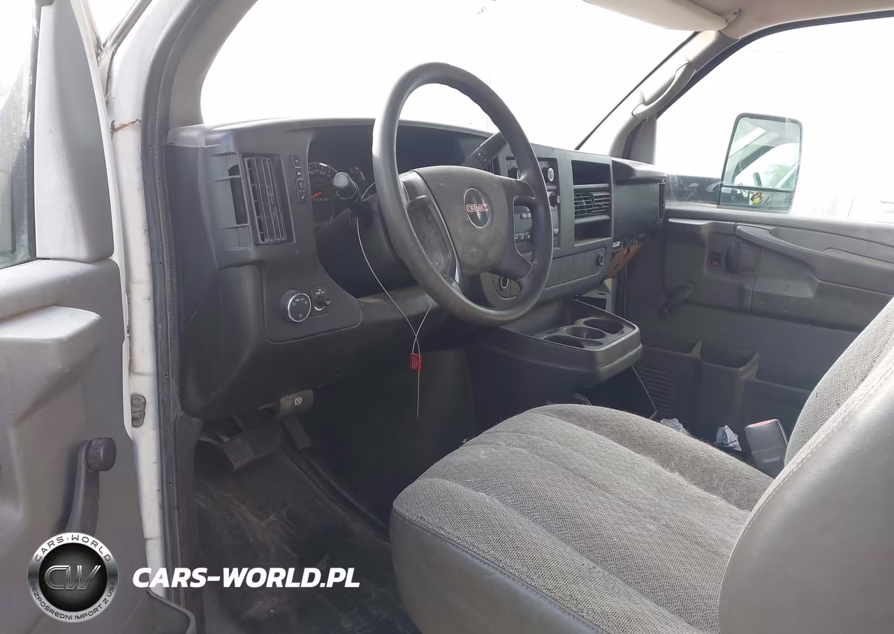 2011 GMC Savana Cutaway Work Van VIN:1GD374CG9B1157477 - 6