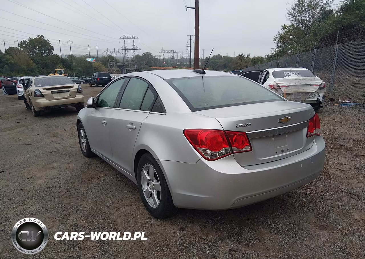 2015 Chevrolet Cruze 1Lt Auto VIN:1G1PC5SB4F7215097 - 3