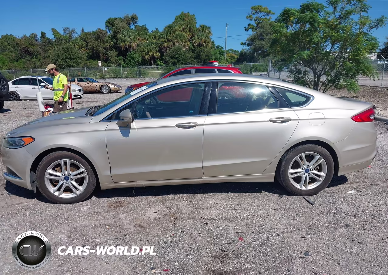 2018 Ford Fusion Se VIN:3FA6P0HD3JR179218 - 14