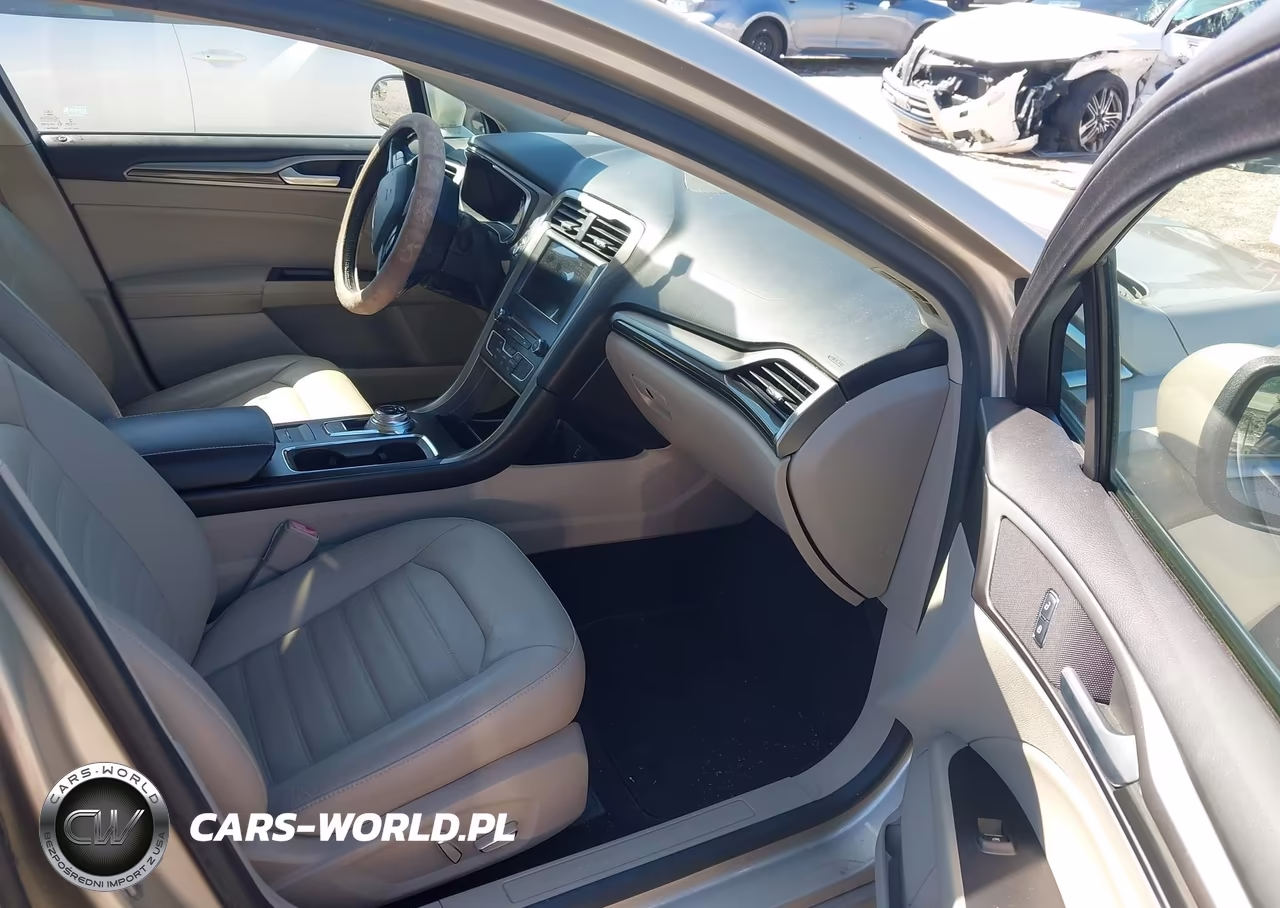 2018 Ford Fusion Se VIN:3FA6P0HD3JR179218 - 5