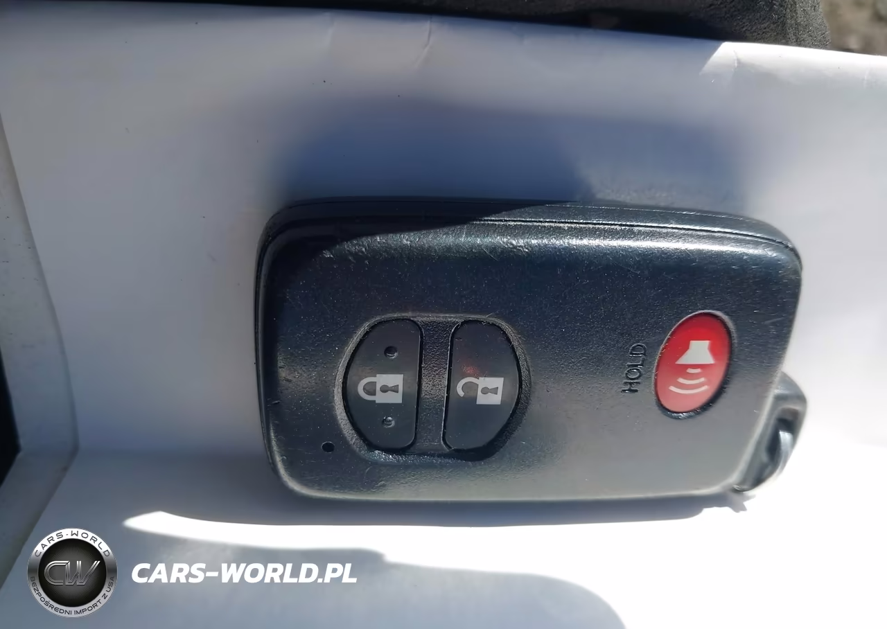 2010 Toyota Prius V VIN:JTDKN3DU7A0151797 - 11