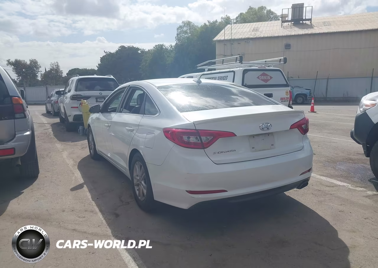 2017 Hyundai Sonata VIN:5NPE24AF4HH558944 - 3
