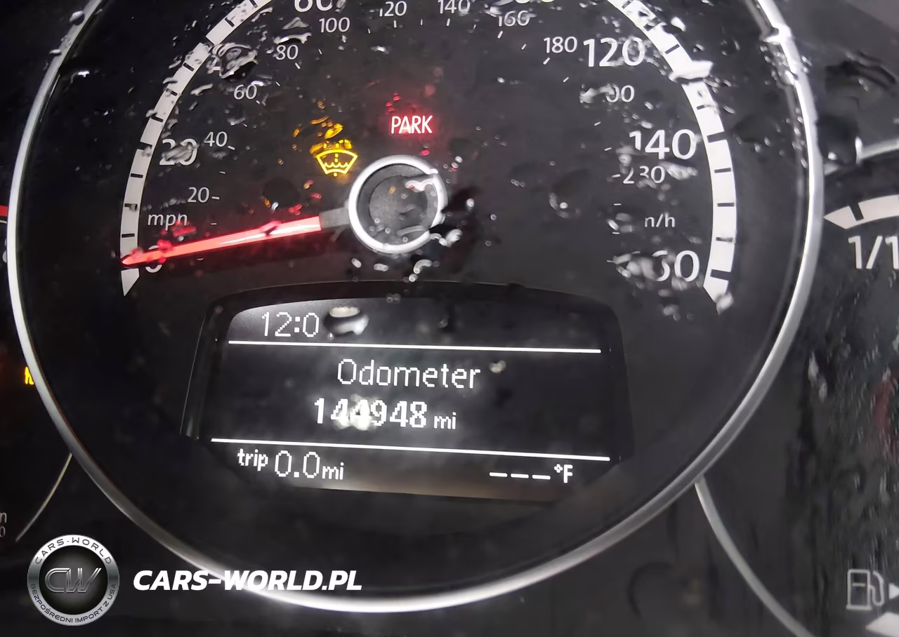 2014 Volkswagen Beetle 2.5L VIN:3VWHX7AT3EM632329 - 15