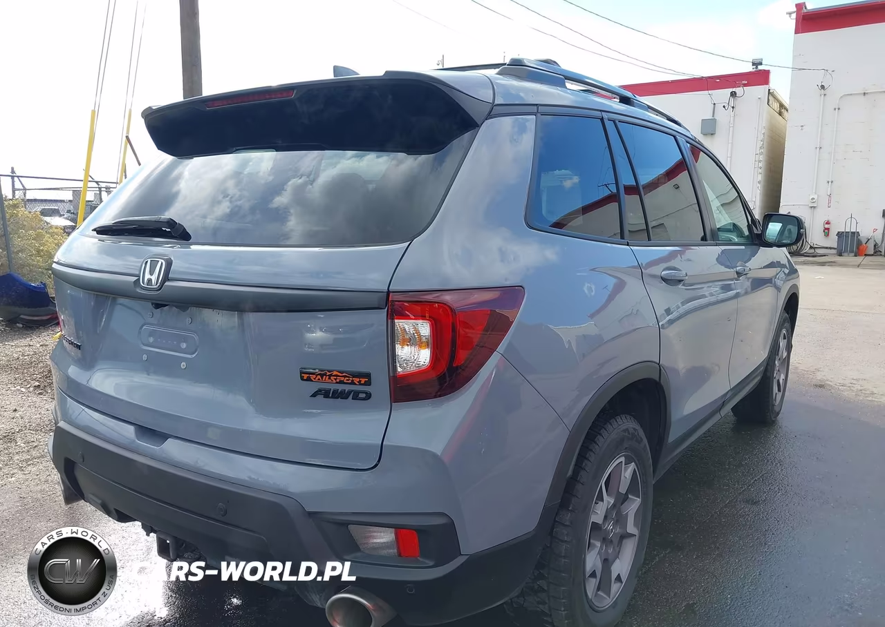 2023 Honda Passport Awd Trailsport VIN:5FNYF8H66PB000783 - 4