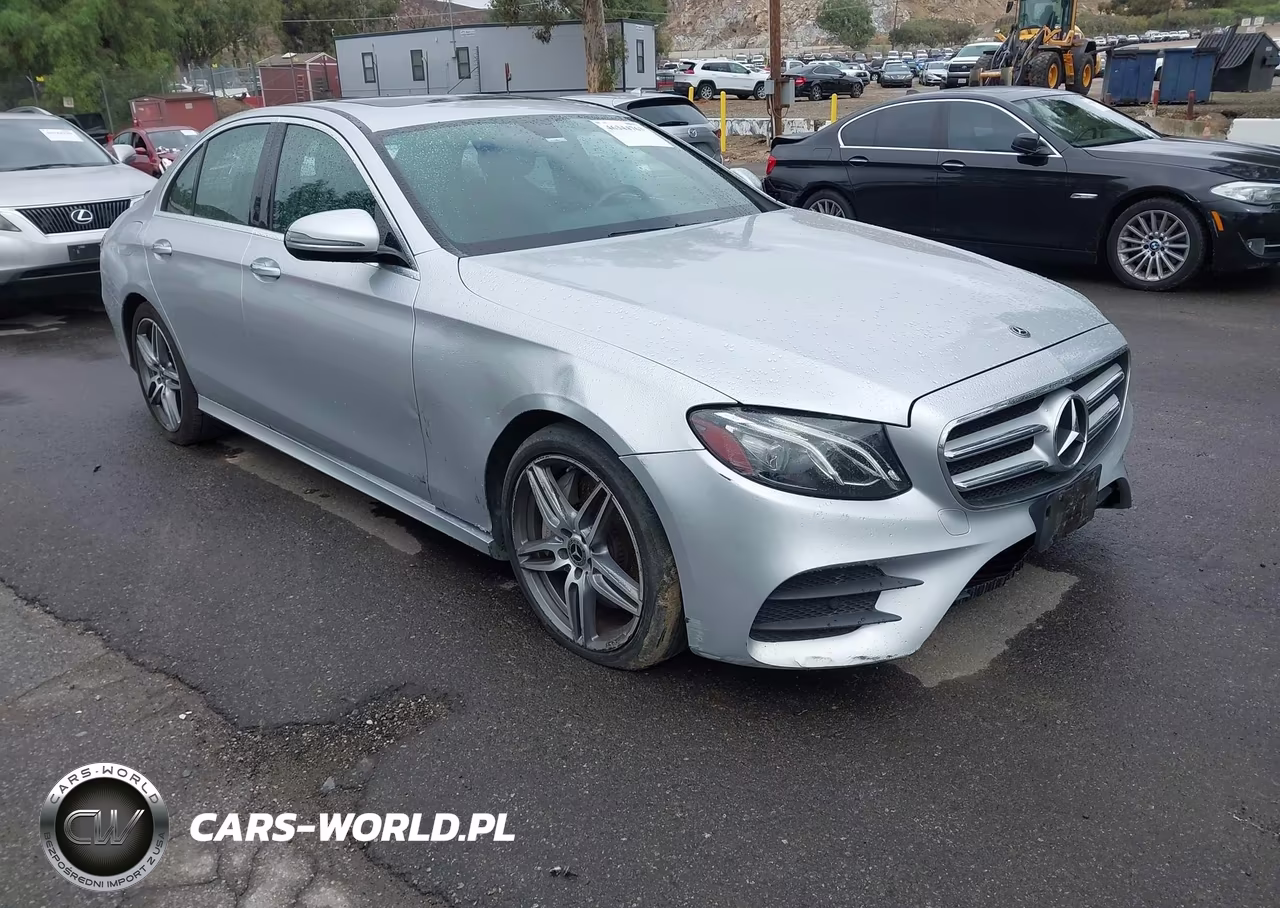 2020 Mercedes-Benz E 350 – zdjęcie 1 z 17