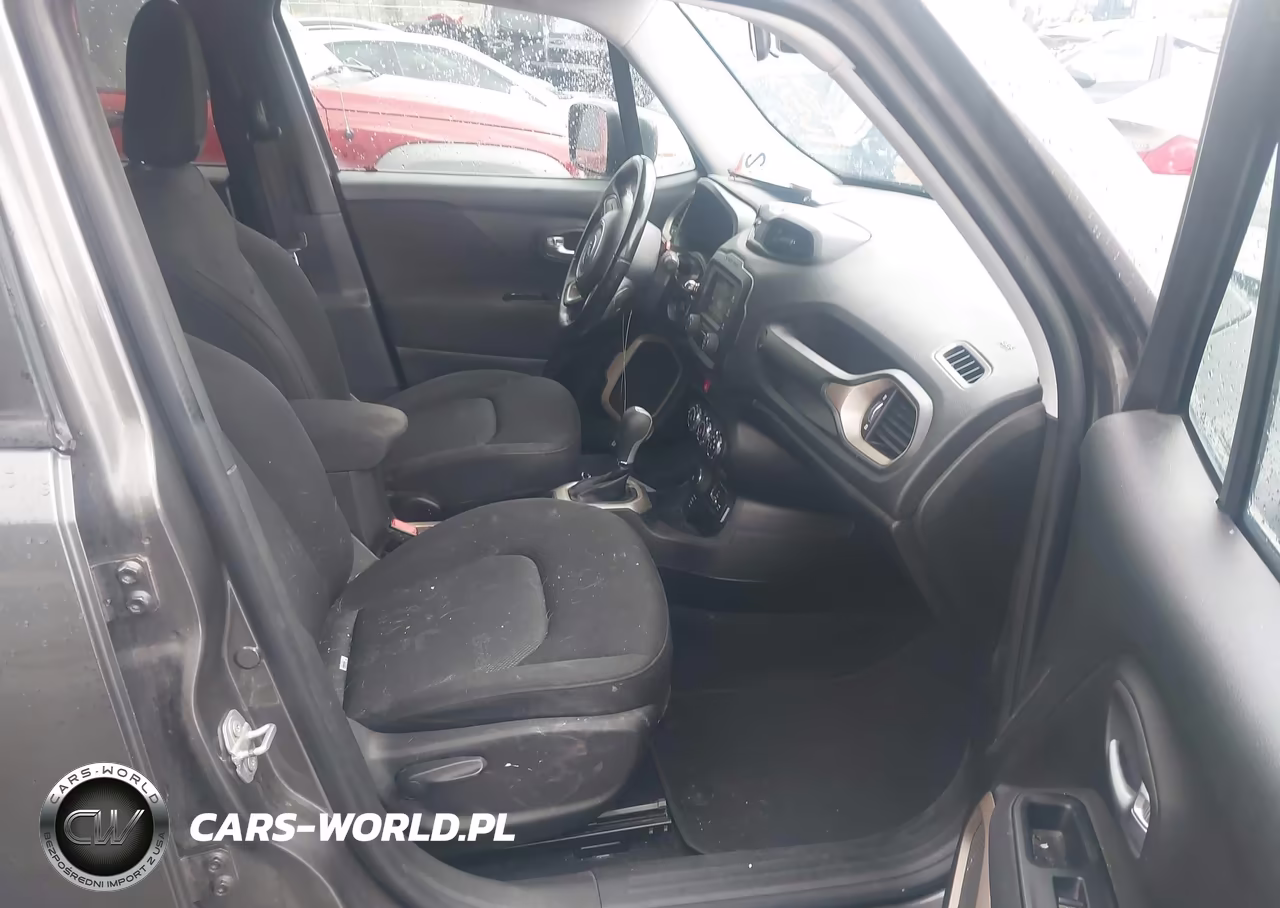 2017 Jeep Renegade Latitude 4X4 VIN:ZACCJBBB2HPE51733 - 5