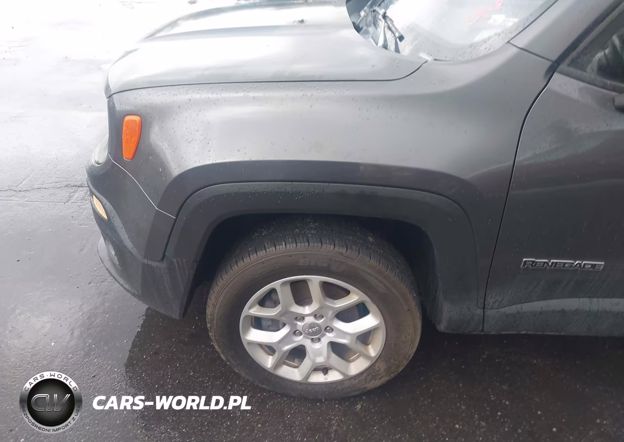2017 Jeep Renegade Latitude 4X4 VIN:ZACCJBBB2HPE51733 - 6