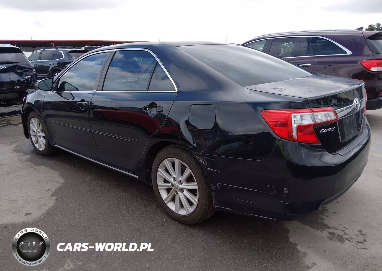 2013 Toyota Camry Xle VIN:4T1BF1FK3DU672621 - 3