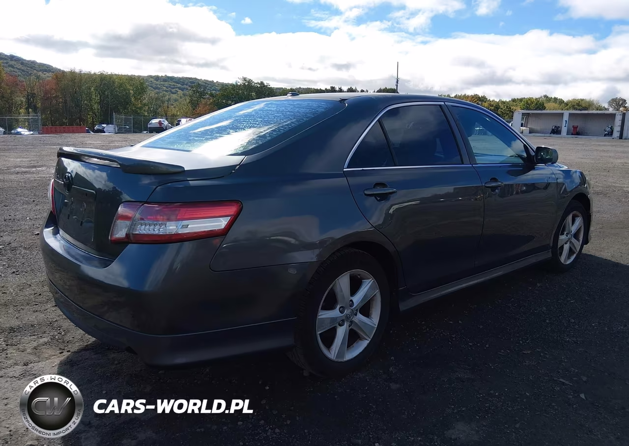 2010 Toyota Camry Se VIN:4T1BF3EK2AU010800 - 4