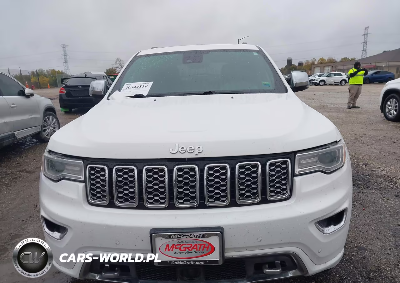 2018 Jeep Grand Cherokee Overland 4X4 VIN:1C4RJFCG9JC398910 - 12
