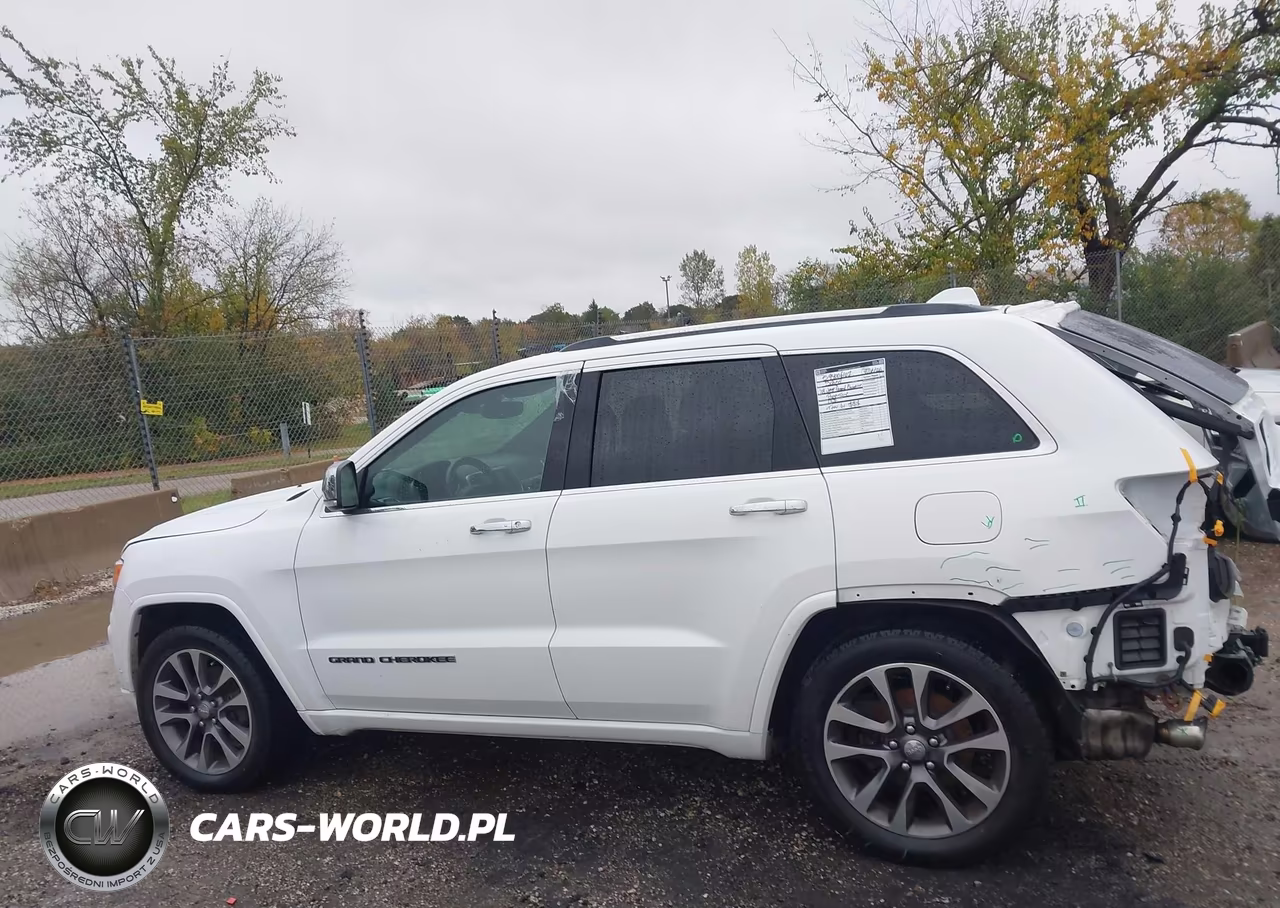 2018 Jeep Grand Cherokee Overland 4X4 VIN:1C4RJFCG9JC398910 - 14