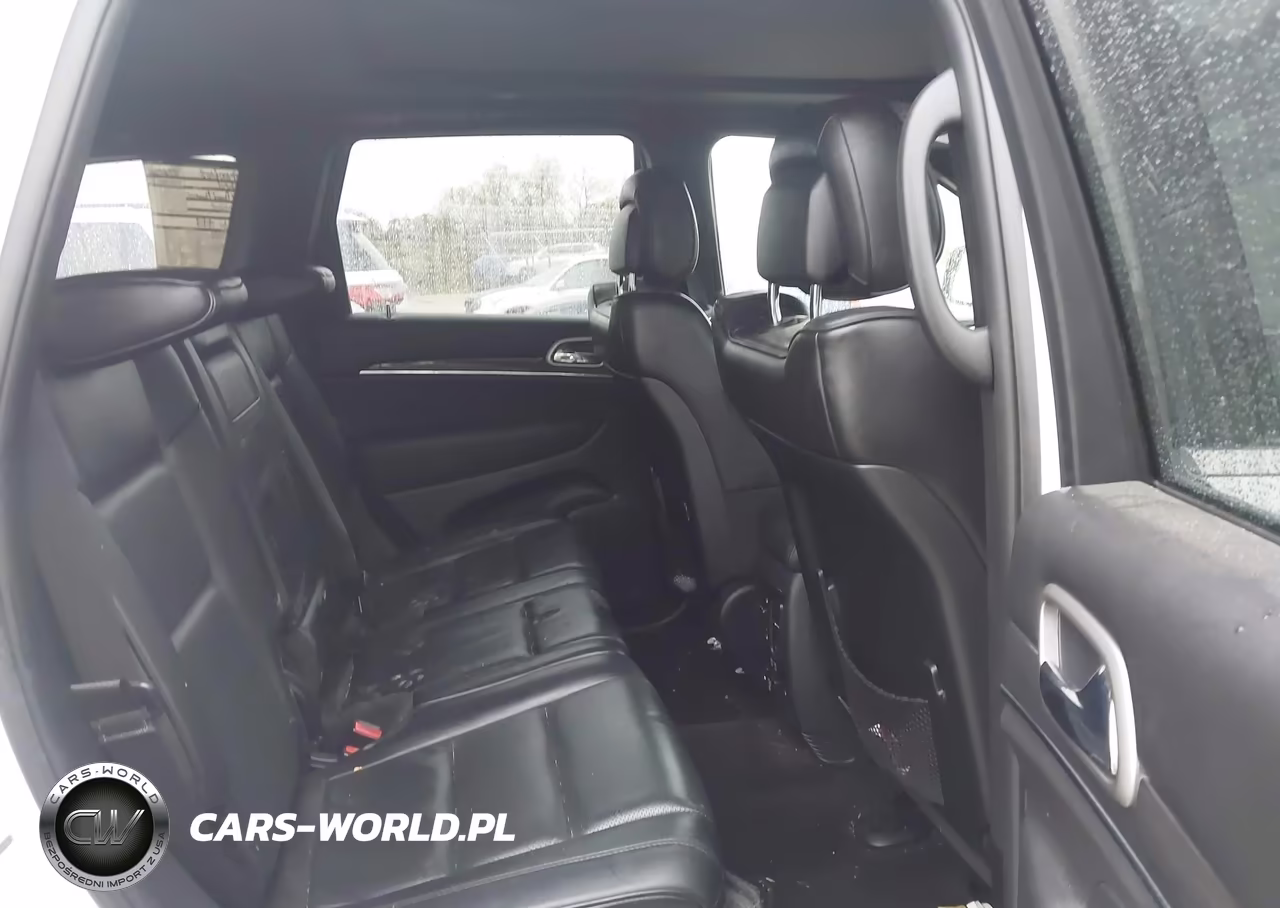 2018 Jeep Grand Cherokee Overland 4X4 VIN:1C4RJFCG9JC398910 - 8