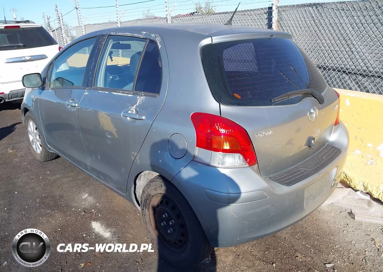 2011 Toyota Yaris VIN:JTDKT4K37B5335535 - 3
