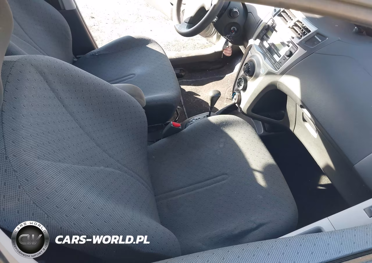 2011 Toyota Yaris VIN:JTDKT4K37B5335535 - 5