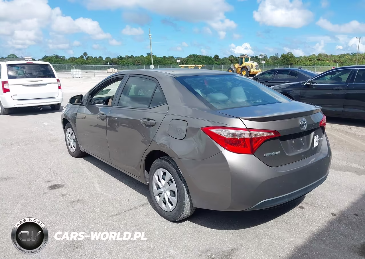 2018 Toyota Corolla Le Eco VIN:2T1BPRHE1JC970360 - 3