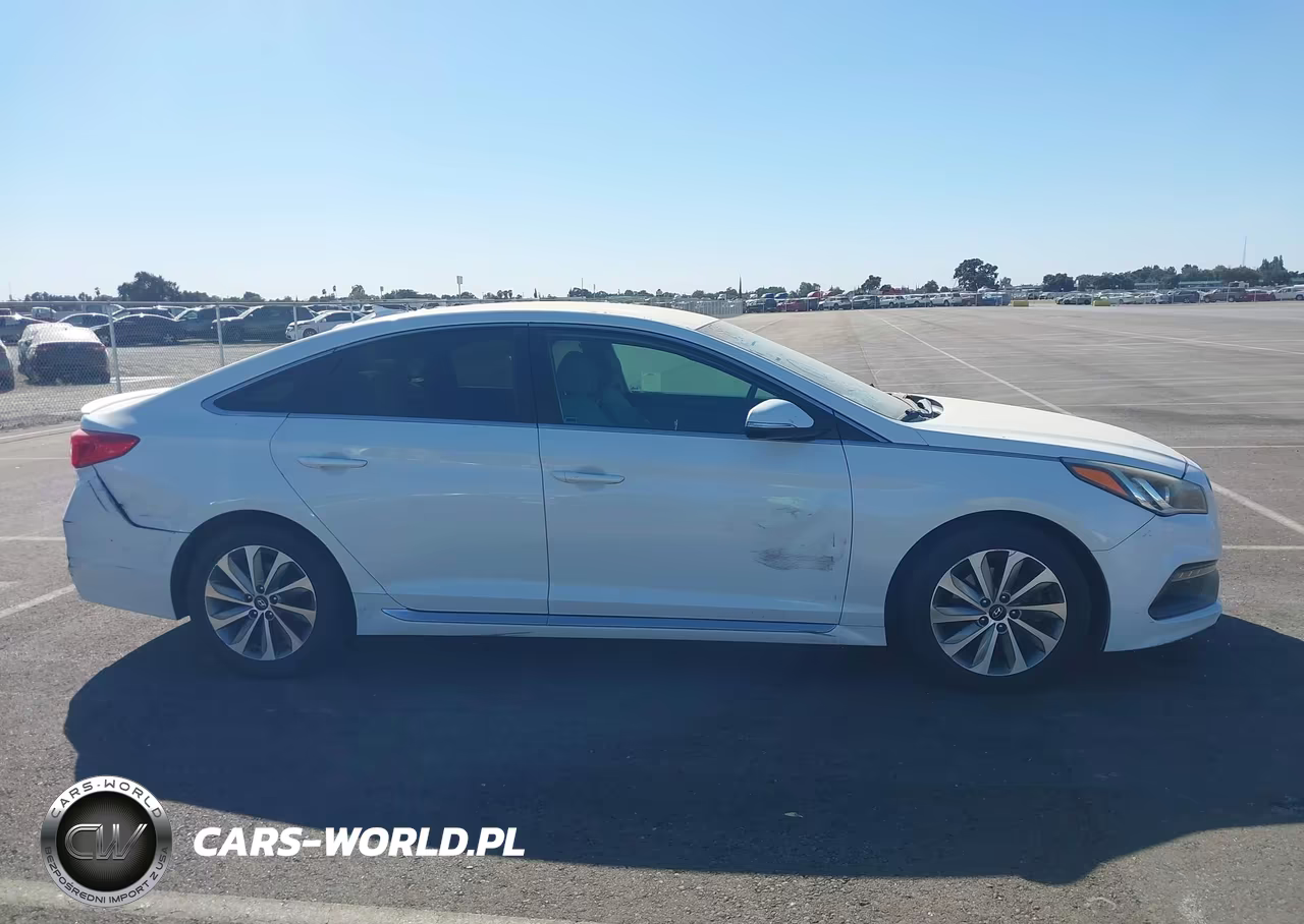 2016 Hyundai Sonata Sport VIN:5NPE34AF6GH321495 - 13