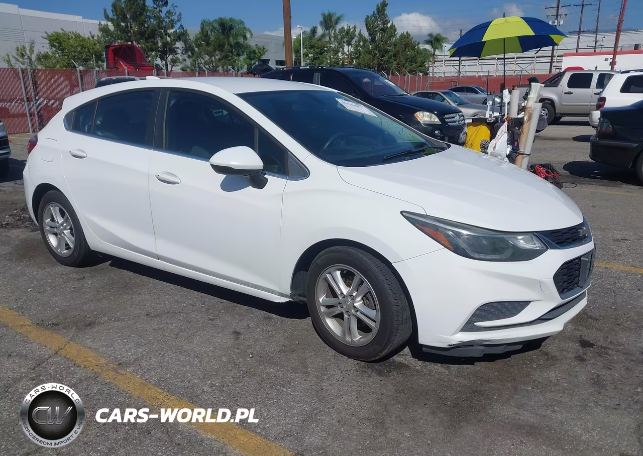 2017 Chevrolet Cruze Lt Auto – zdjęcie 1 z 22