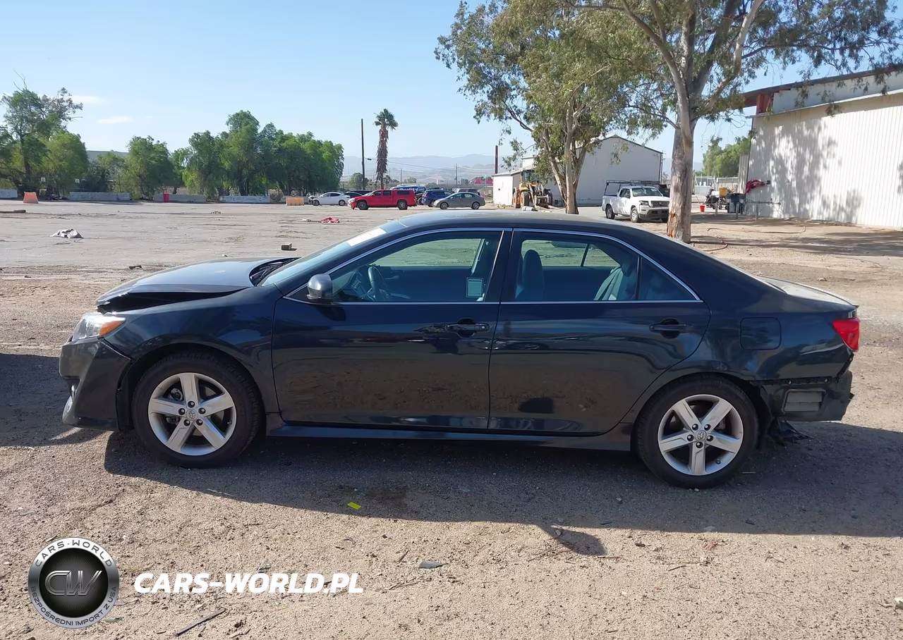 2014 Toyota Camry Se VIN:4T1BF1FK0EU394763 - 14