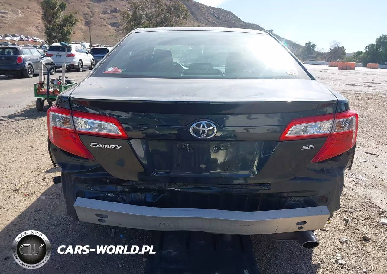 2014 Toyota Camry Se VIN:4T1BF1FK0EU394763 - 16