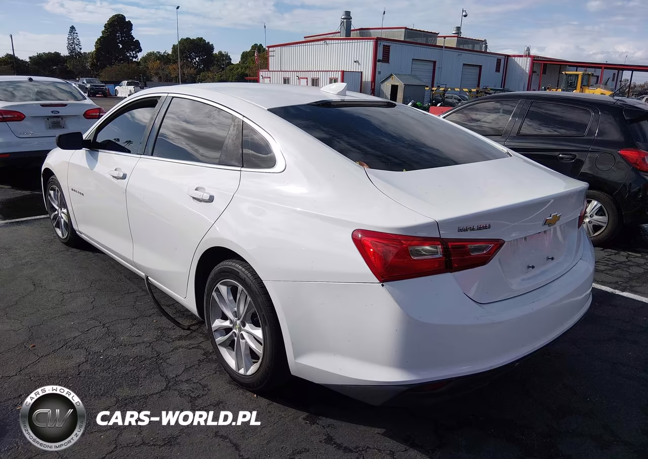 2018 Chevrolet Malibu Lt VIN:1G1ZD5ST3JF189847 - 3