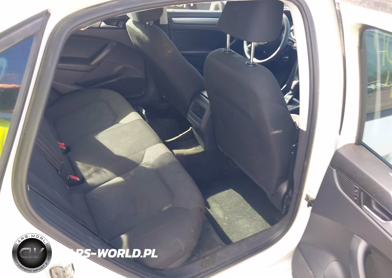 2015 Volkswagen Passat 1.8T S VIN:1VWAT7A36FC099246 - 8