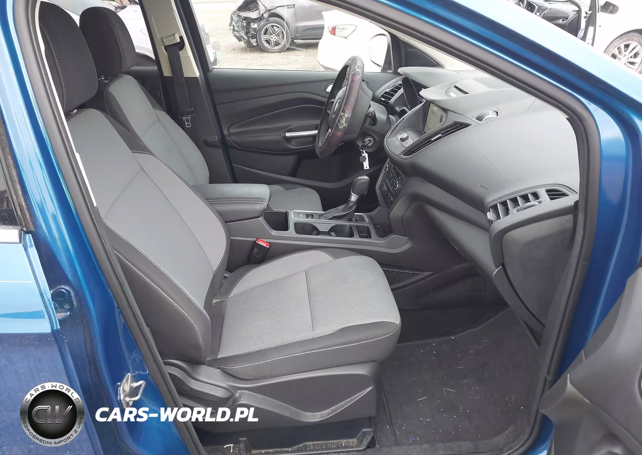 2017 Ford Escape Se VIN:1FMCU0GD0HUD82217 - 5
