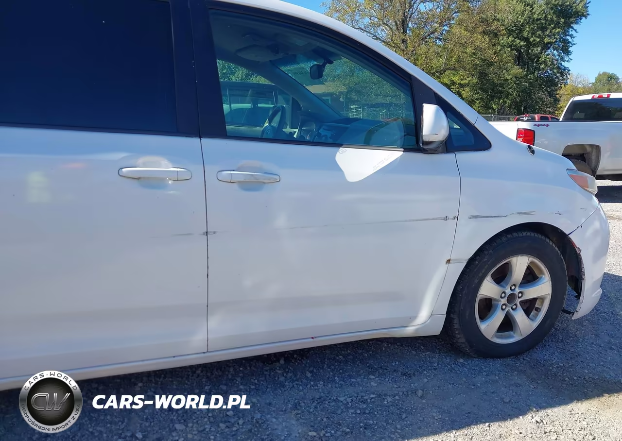 2013 Toyota Sienna Le V6 8 Passenger VIN:5TDKK3DC7DS347465 - 22