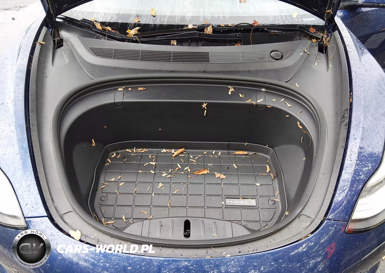 2018 Tesla Model 3 Long Range-Performance VIN:5YJ3E1EB7JF133890 - 10