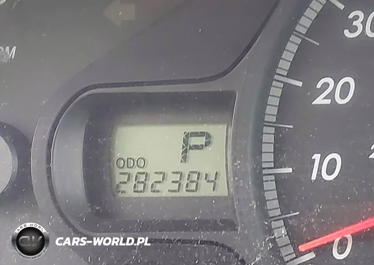 2013 Toyota Sienna Le V6 8 Passenger VIN:5TDKK3DC2DS325843 - 15