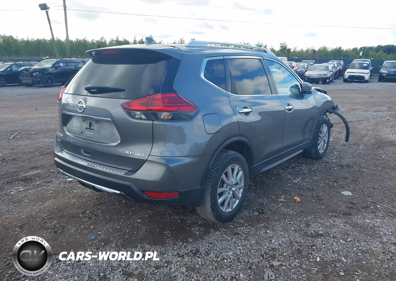 2017 Nissan Rogue Sv VIN:KNMAT2MV8HP613399 - 4
