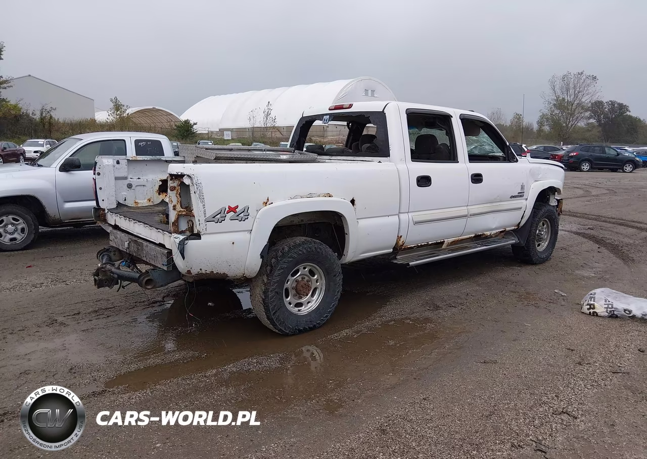 2004 Chevrolet Silverado 2500Hd Ls VIN:1GCHK23134F141080 - 4