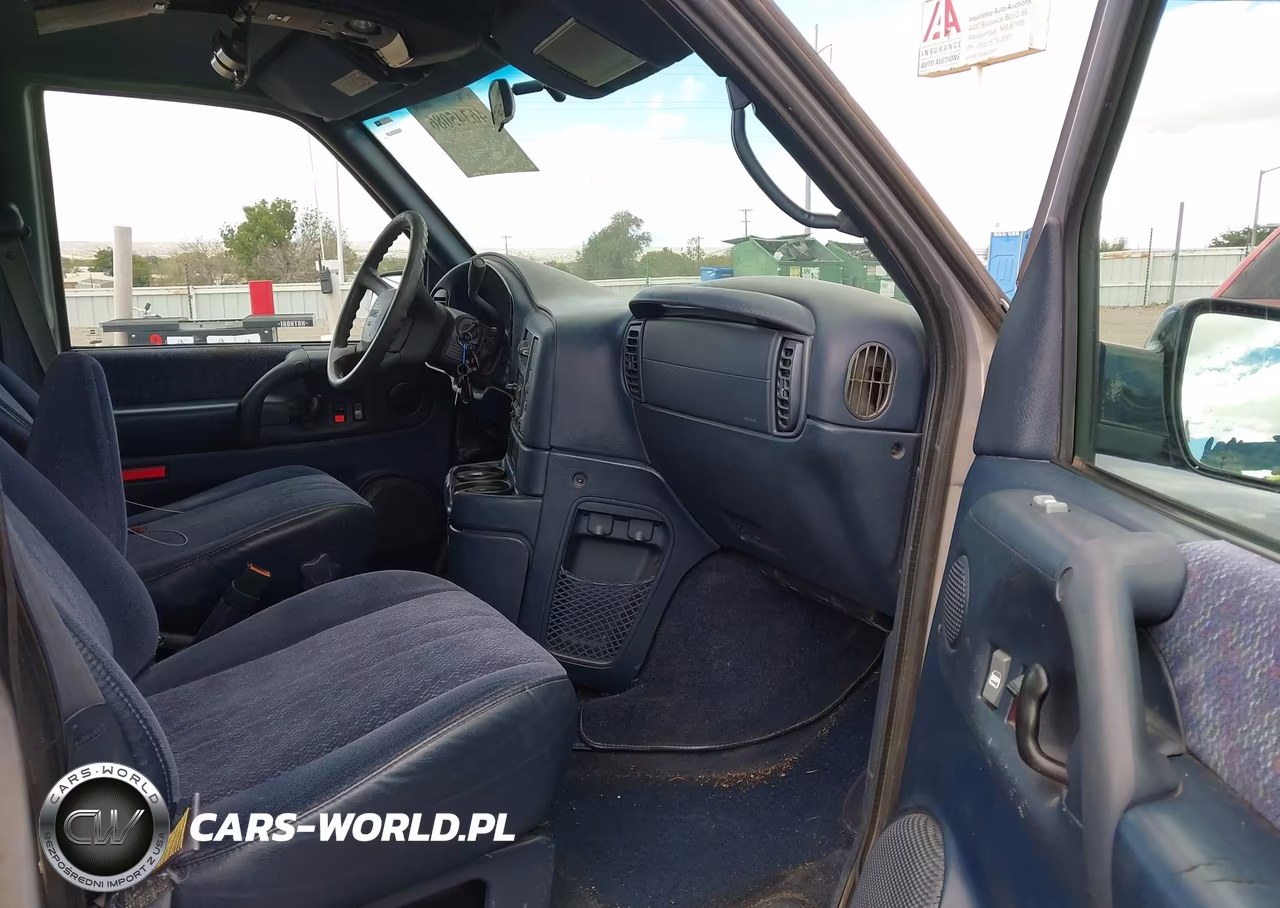 2000 GMC Safari Sl VIN:1GKDM19W0YB541427 - 5