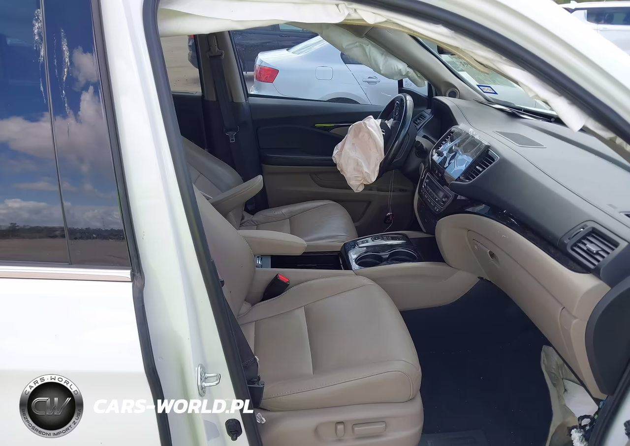 2022 Honda Pilot 2Wd Touring 7 Passenger VIN:5FNYF5H60NB003450 - 5